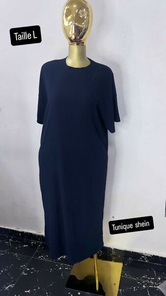 Robe T-shirt Maxi Noir Élégante