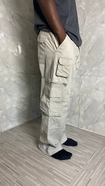 Pantalon cargo beige tendance