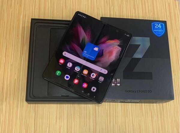 Samsung Galaxy Z Fold3 5G