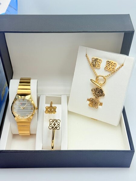 Ensemble Bijoux et Montre Femme