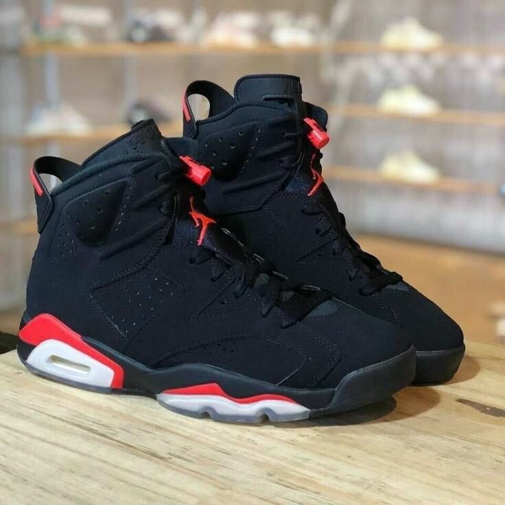 JORDAN 6 RETRO