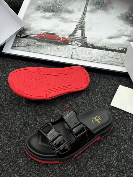 Sandales noires en cuir pour femmes