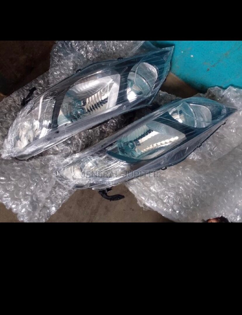 Honda Civic2008-2010 Head light Pair