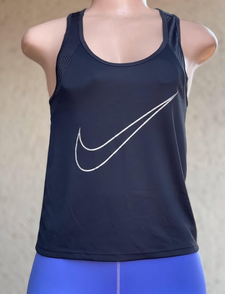 Nike crop vest