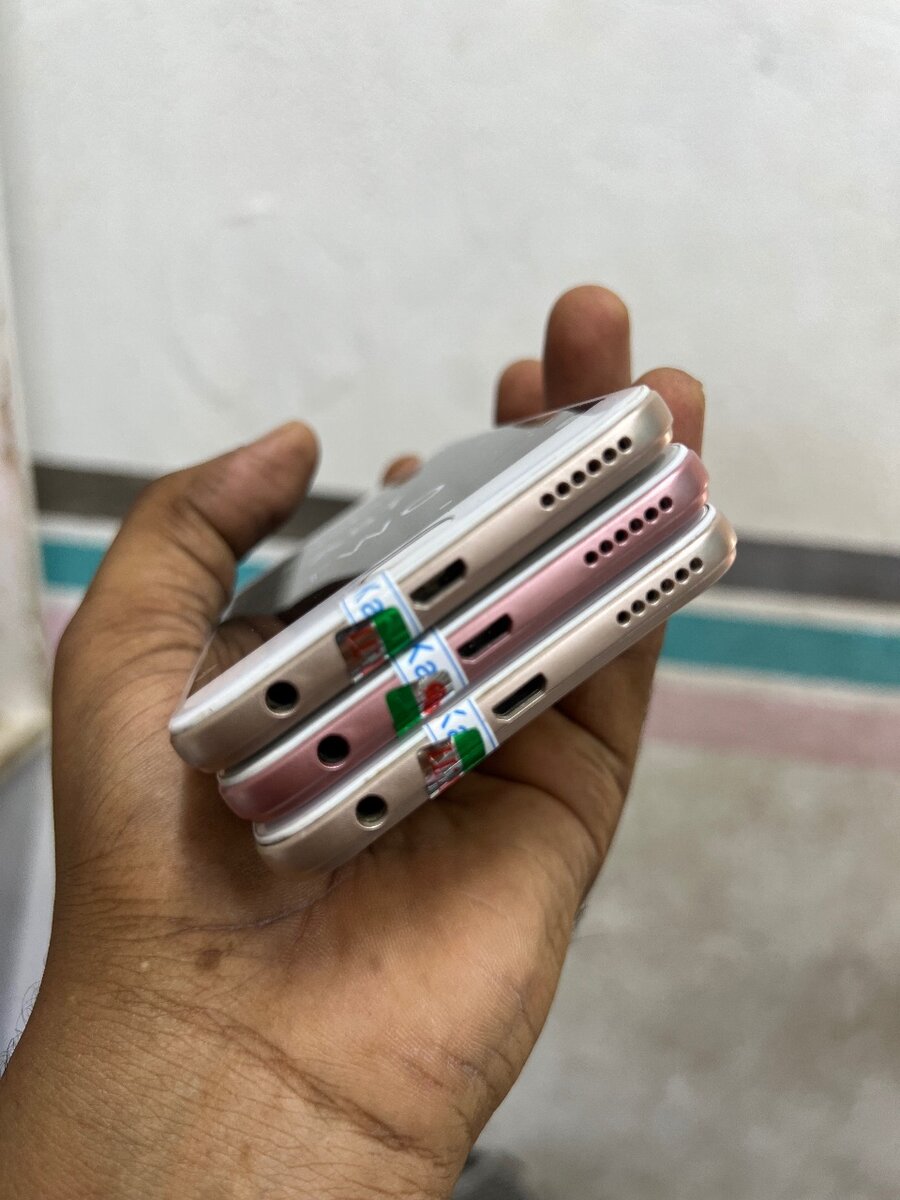 Smartphones OPPO A57 d'occasion