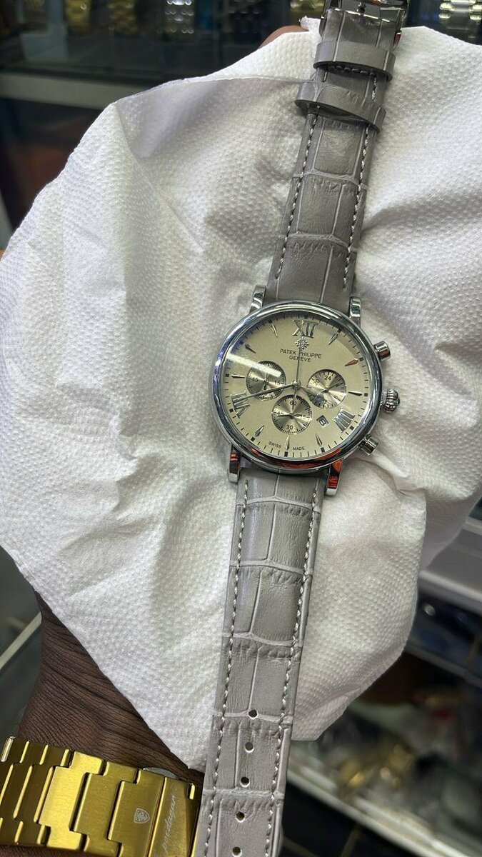 Montre Chronographe Élégante Homme