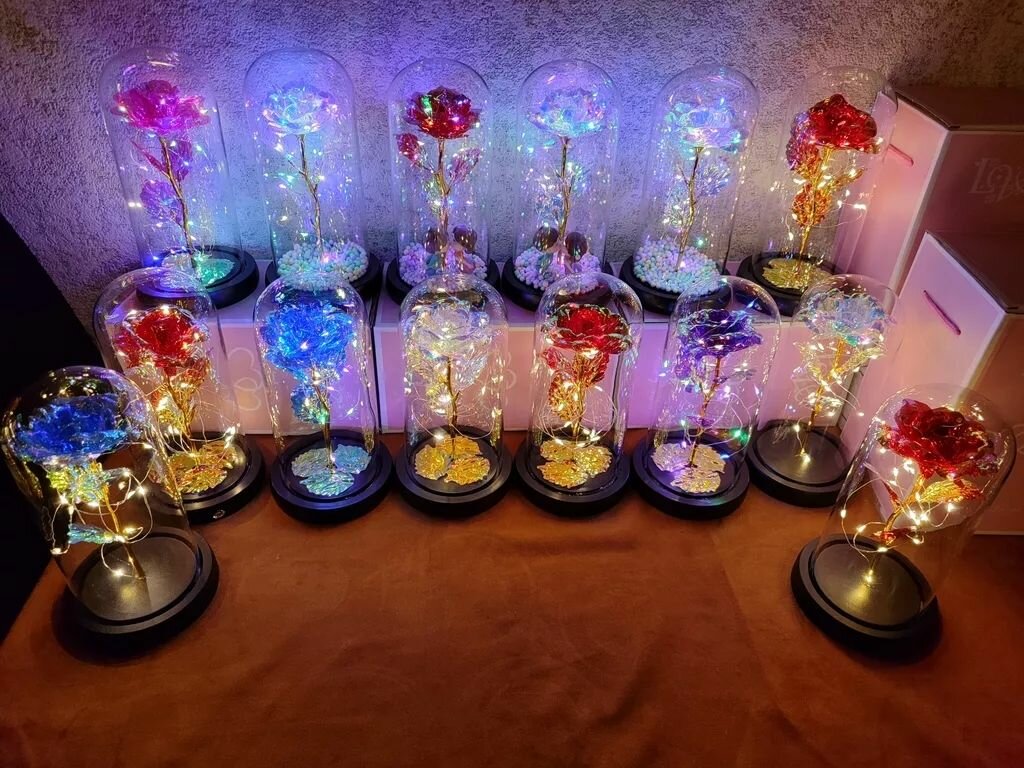 Роза под стеклянным куполом