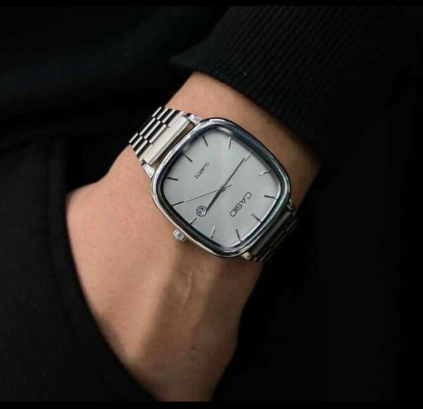 MONTRE CASIO