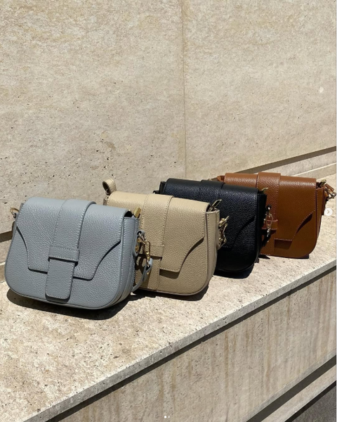 сумки разных цветов