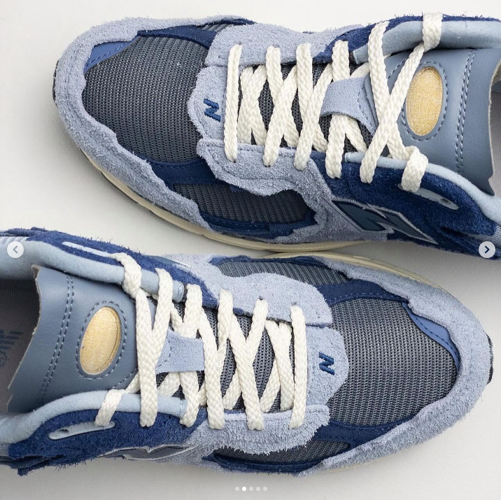 Кроссовки NB 2002R синие,текстильные