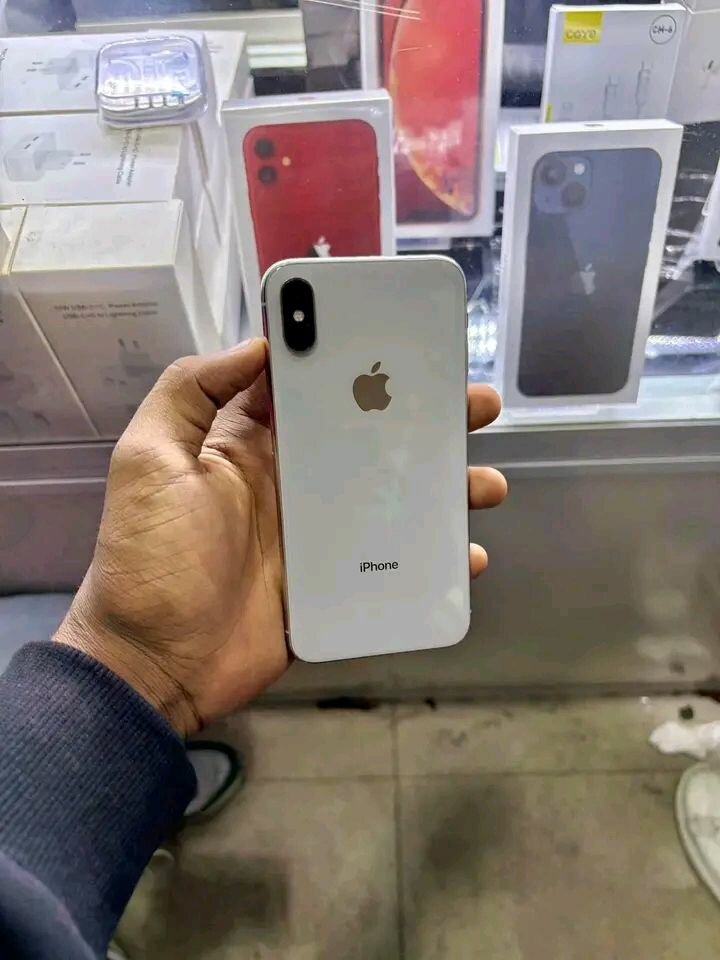 iPhone X 64 Go Gris Sidéral