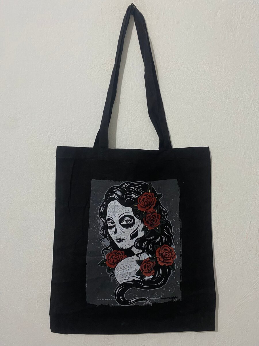 Sac cabas gothique élégant