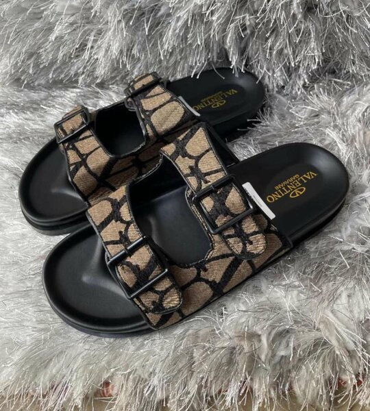 Sandales confortables à deux brides