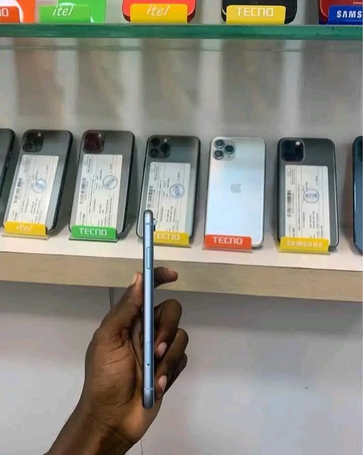 iPhone XR Bleu Débloqué