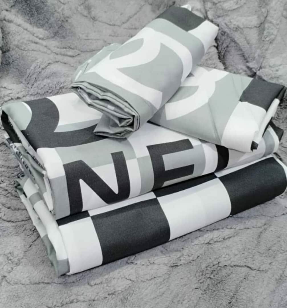 100% cotton sheets with print. Double size 