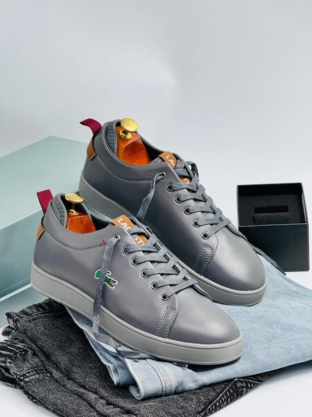 LACOSTE CLASSIC GREY