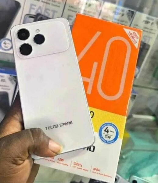 Tecno Spark 40 Smartphone
