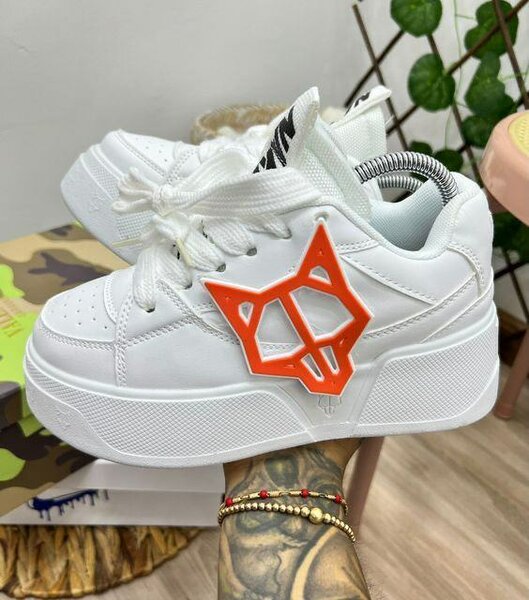 Baskets compensées modernes