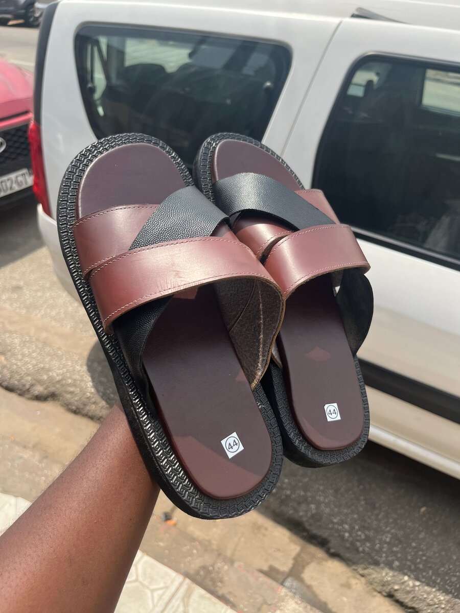 Sandales en cuir pour homme