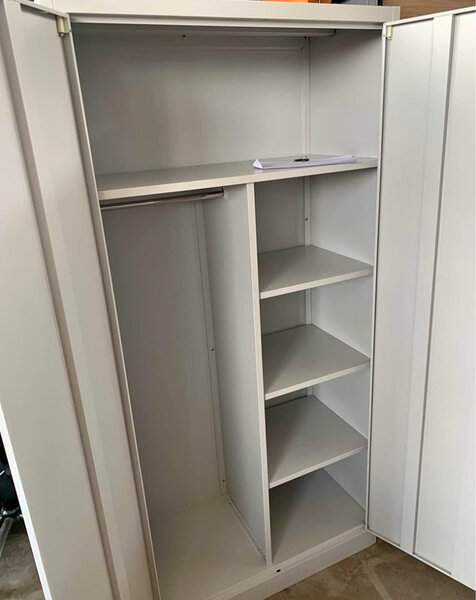 Armoire de rangement