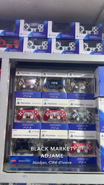 Manettes PS4 DualShock sans fil