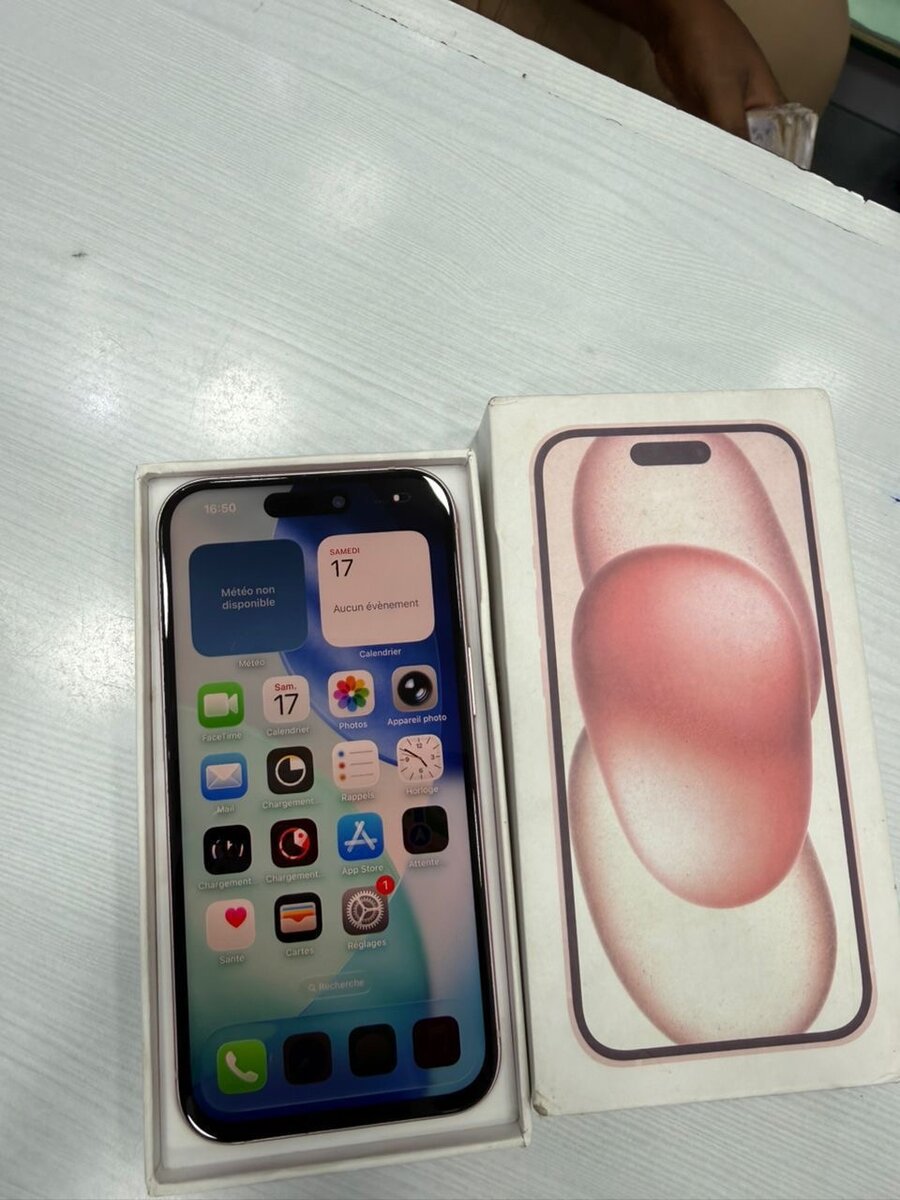 iPhone 15 128Go  Message écran