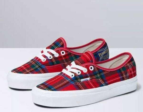 Vans écossais rouges