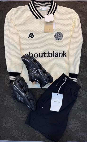 Ensemble de mode : pull et baskets