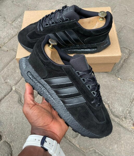 ADIDAS Baskets en suède noir