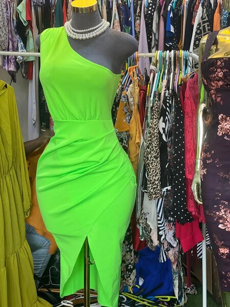 One hand bodycon dress