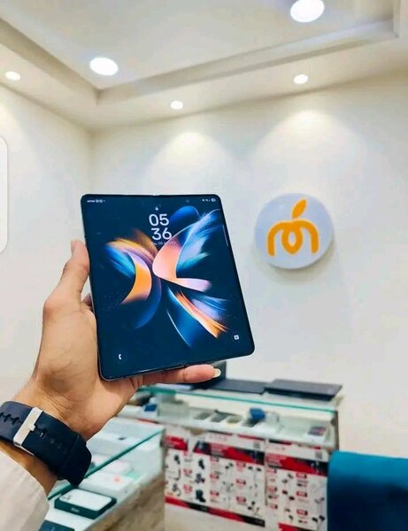 Samsung Galaxy Z Fold 5