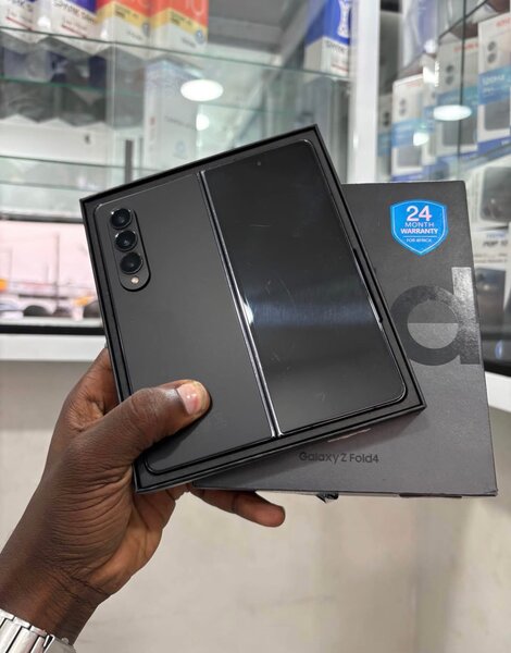 Samsung Galaxy Z Fold4 - Téléphone pliable
