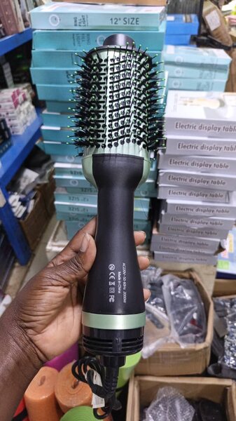 Brosse Chauffante 2000W