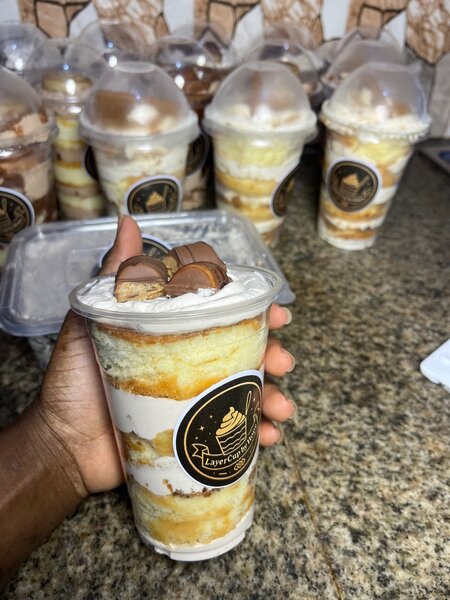 Layer cup kinder bueno