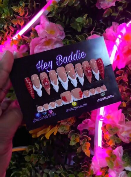 Ongles Pressés Élégants