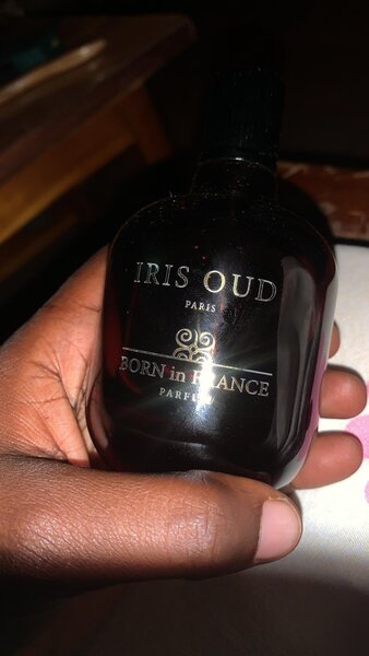 Parfum Iris Oud