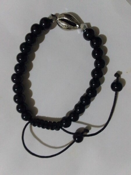 Bracelet black & cauri