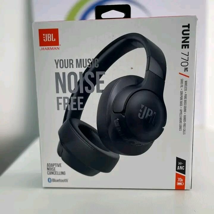 JBL HEADPHONES