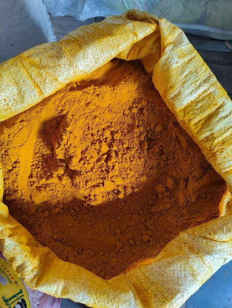 Turmeric powder