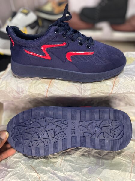 Baskets sport bleu tendance