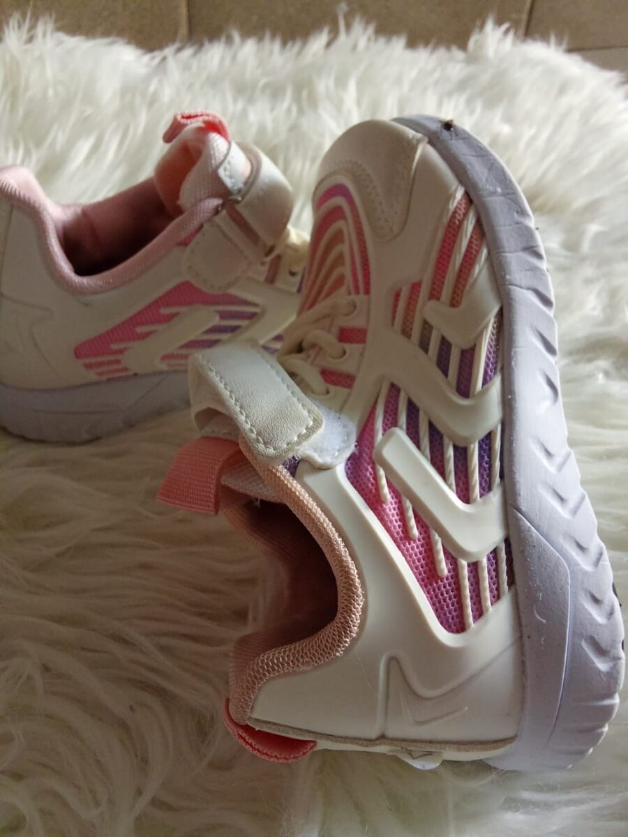 Baskets enfant colorées ( P27)