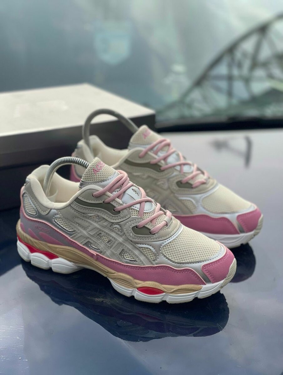 Asics New York Beige et Rose