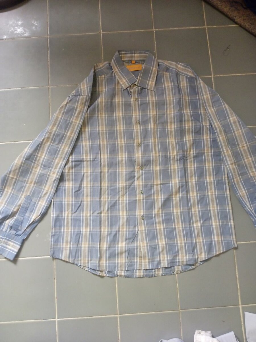 Chemise à carreaux homme