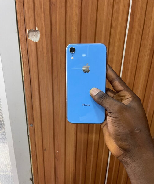 iPhone XR Bleu 64 Go