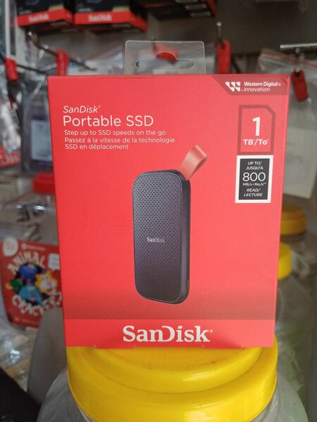 SANDISK 1TB PORTABLE SSD EXTERNAL HARD DRIVES