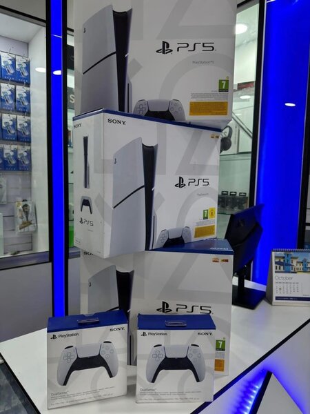 BRAND NEW SEALED PS5 Slim
