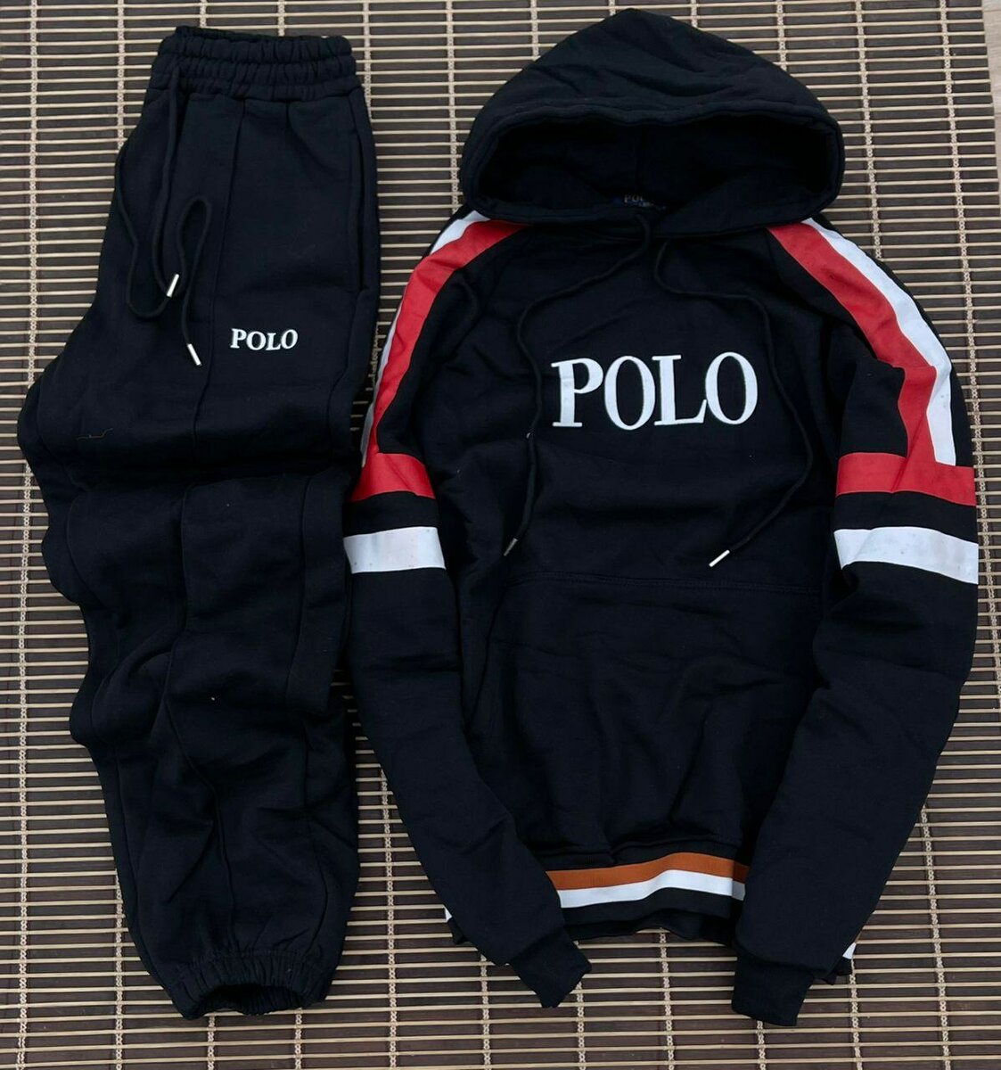 Ensemble de survêtement à capuche