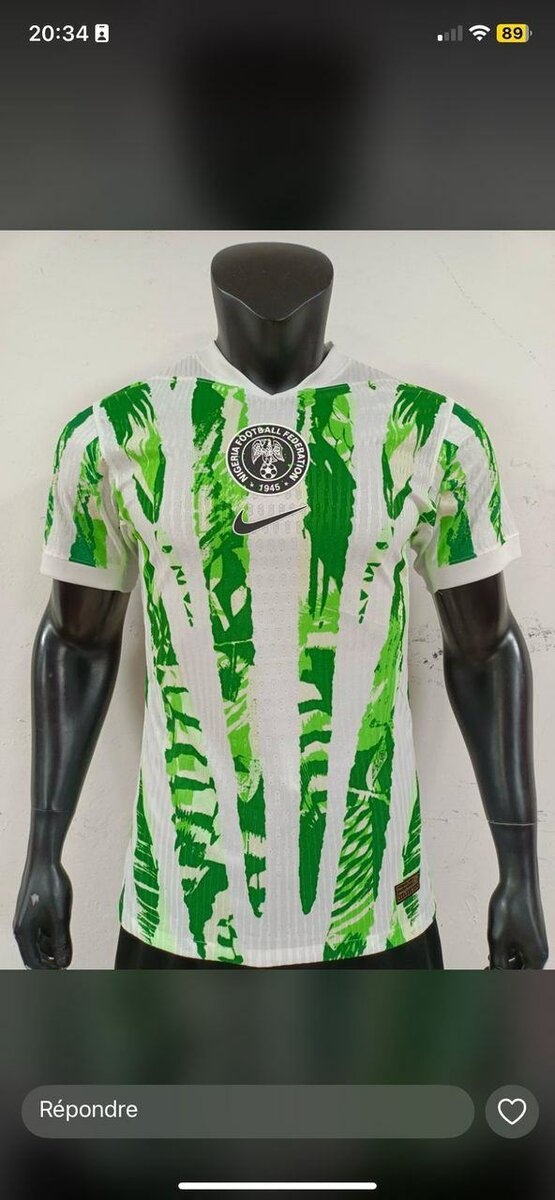 Maillots de Foot Colorés