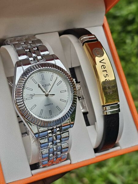 Montre élégante en acier