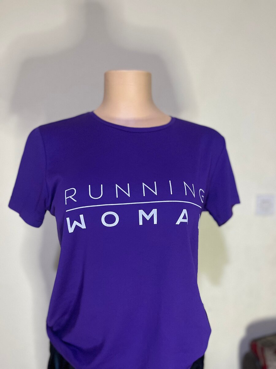T-shirt de sport pour femme